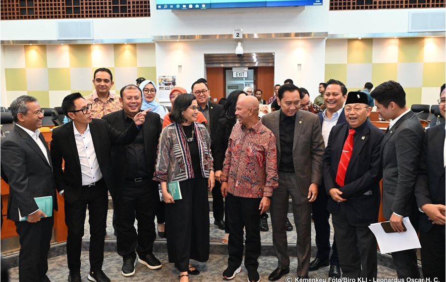 Menkeu Sampaikan Pokok-pokok RUU P2 APBN 2023 ke Banggar DPR RI