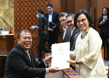 Menkeu Rapat Paripurna DPR RI Bahas Asumsi Makro 2024
