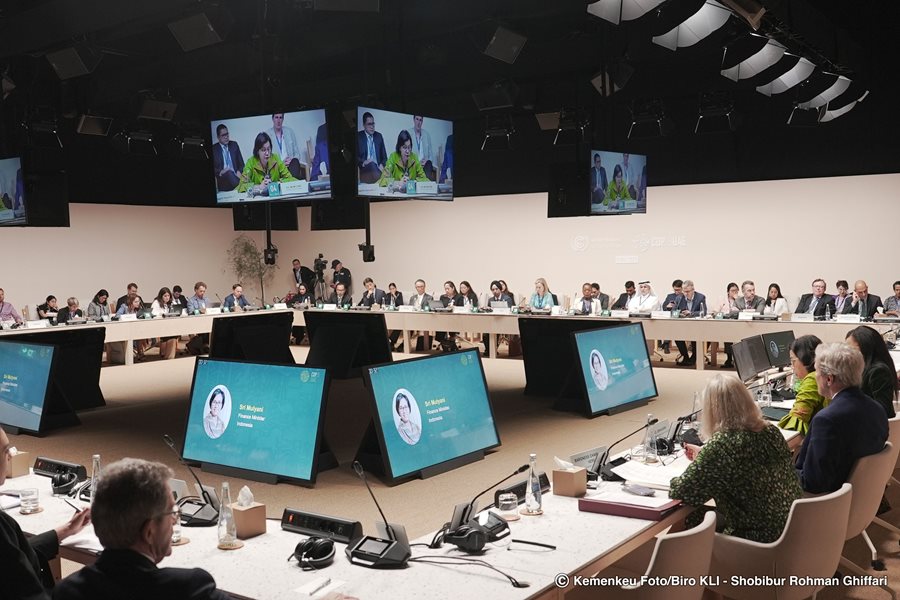 Menkeu Sampaikan Pentingnya Kebijakan Iklim dalam Finance Ministers High Level Roundtable