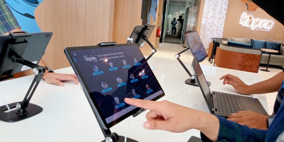 Penampakan Smart Brand by Mandiri Cabang Kemang Raya