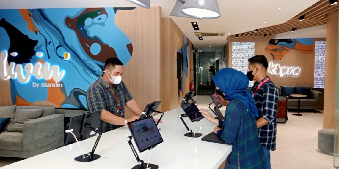 Penampakan Smart Brand by Mandiri Cabang Kemang Raya