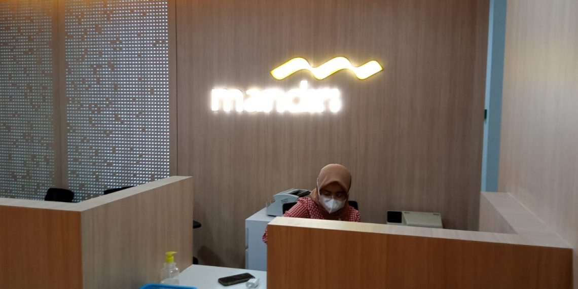 Penampakan Smart Brand by Mandiri Cabang Kemang Raya