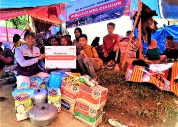 Bank Muamalat dan BMM Salurkan Bantuan pada Korban Gempa Cianjur