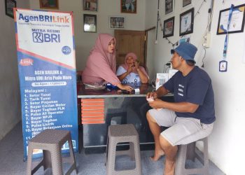 Selamatkan Masyarakat Dari Jerat Rentenir, Perempuan Ini Sukses Jadi Agen BRILink & Umi