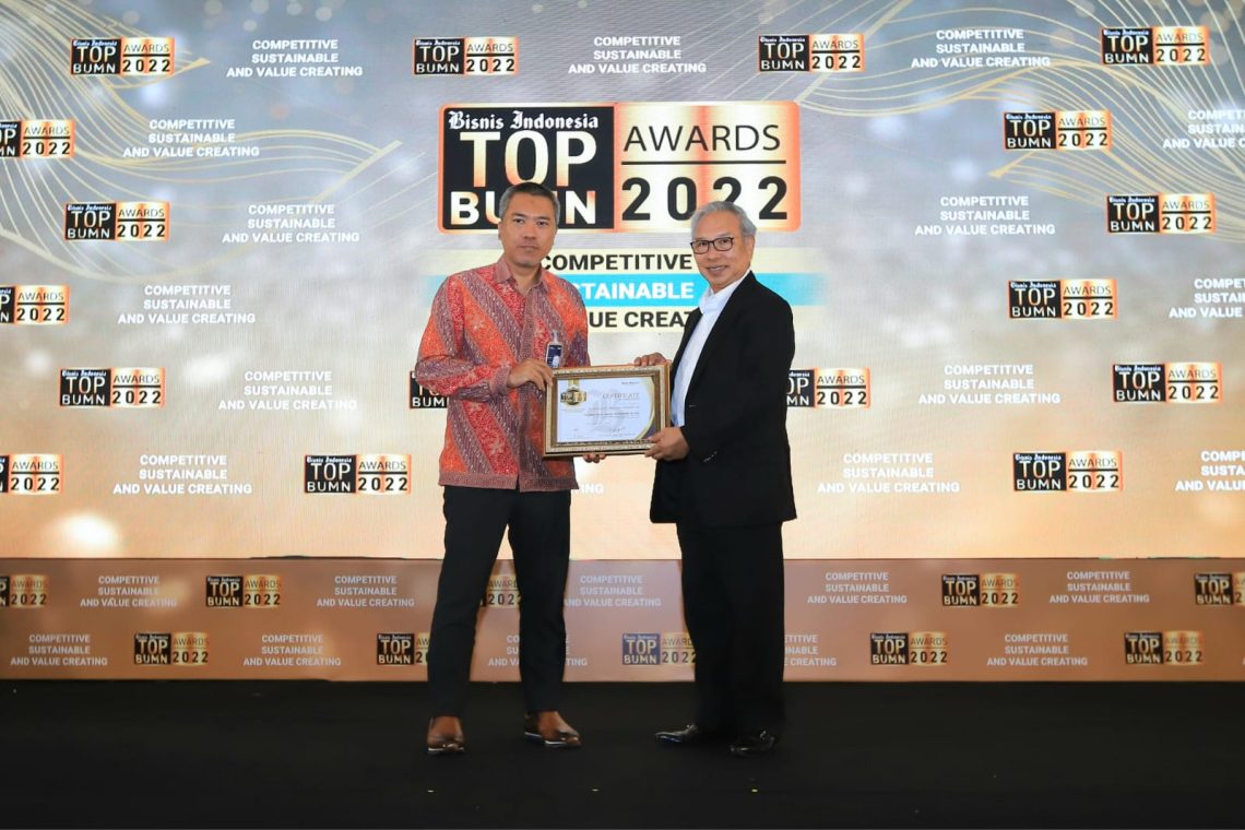 BRI Raih Penghargaan Top BUMN Awards 2022