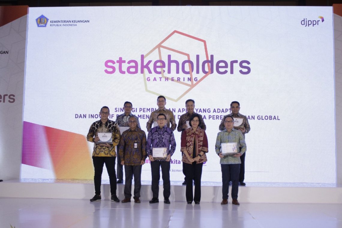 BRI Kantongi Penghargaan Dealer Utama SBN Terbaik 5 Tahun Beruntun