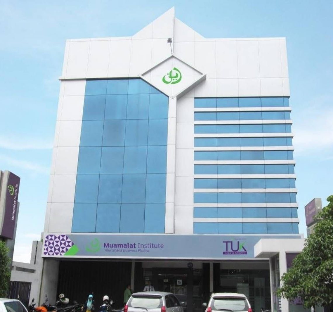 Bank Muamalat Dukung Konversi BPR Bank Pekalongan