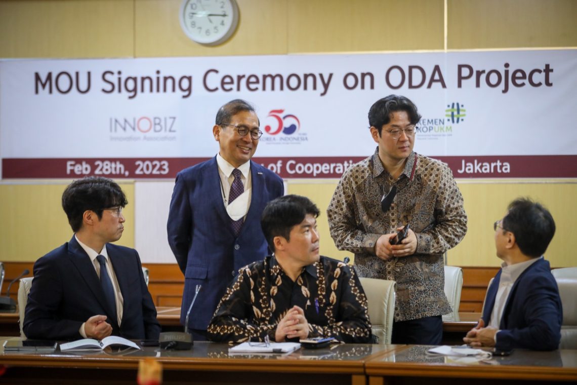 KemenKopUKM Bersama INNOBIZ Siapkan Transformasi Teknologi UKM