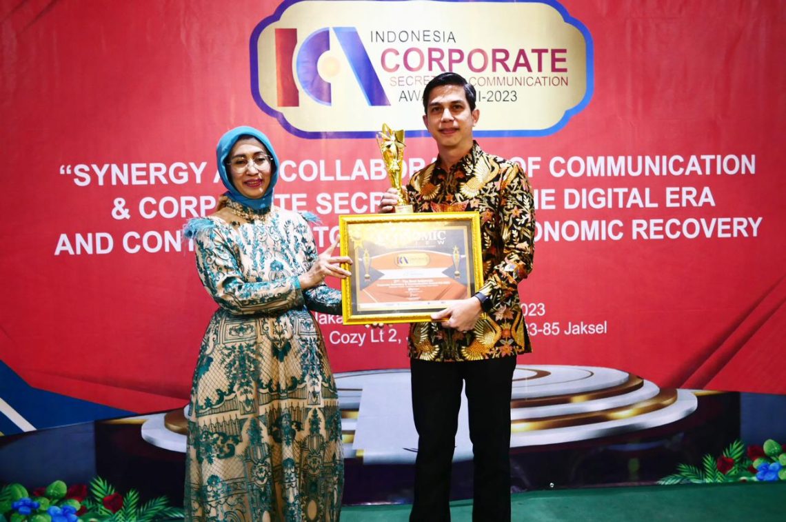 Bank Muamalat Raih Corporate Secretary & Communication Award
