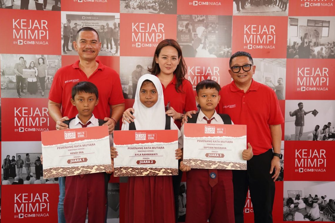 CIMB Niaga Gelar Kejar Mimpi Goes To School di Cirebon