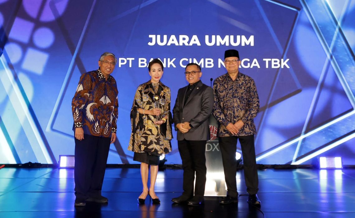 CIMB Niaga Raih Juara Umum Annual Report Award 2023