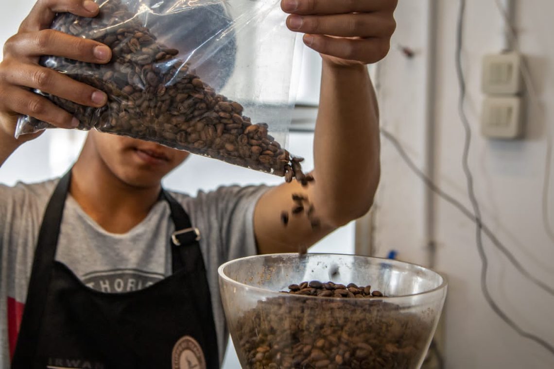 Kopi Ambaidiru, Kearifan Papua yang Memikat Pasar Global
