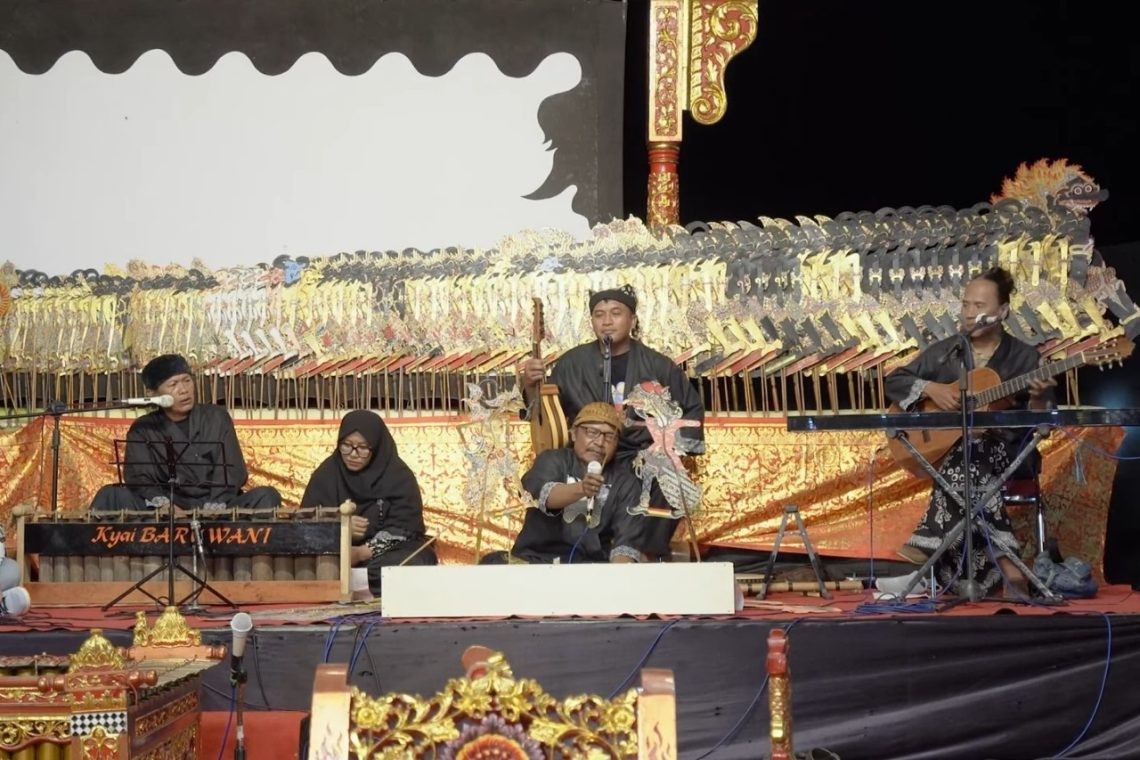 Wayang Jazz Baruwani, Seni Kreatif dari Sampah yang Mendunia