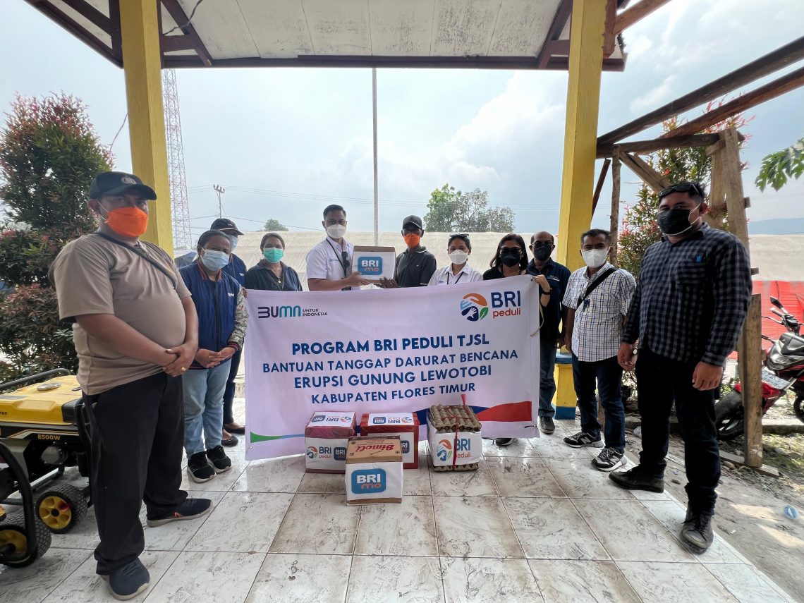 BRI Peduli Salurkan Bantuan untuk Korban Erupsi Gunung Lewotobi Laki-laki