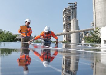 SIG dan PLN Perkuat Sinergi, Akselerasi Transisi Energi Menuju Industri Hijau