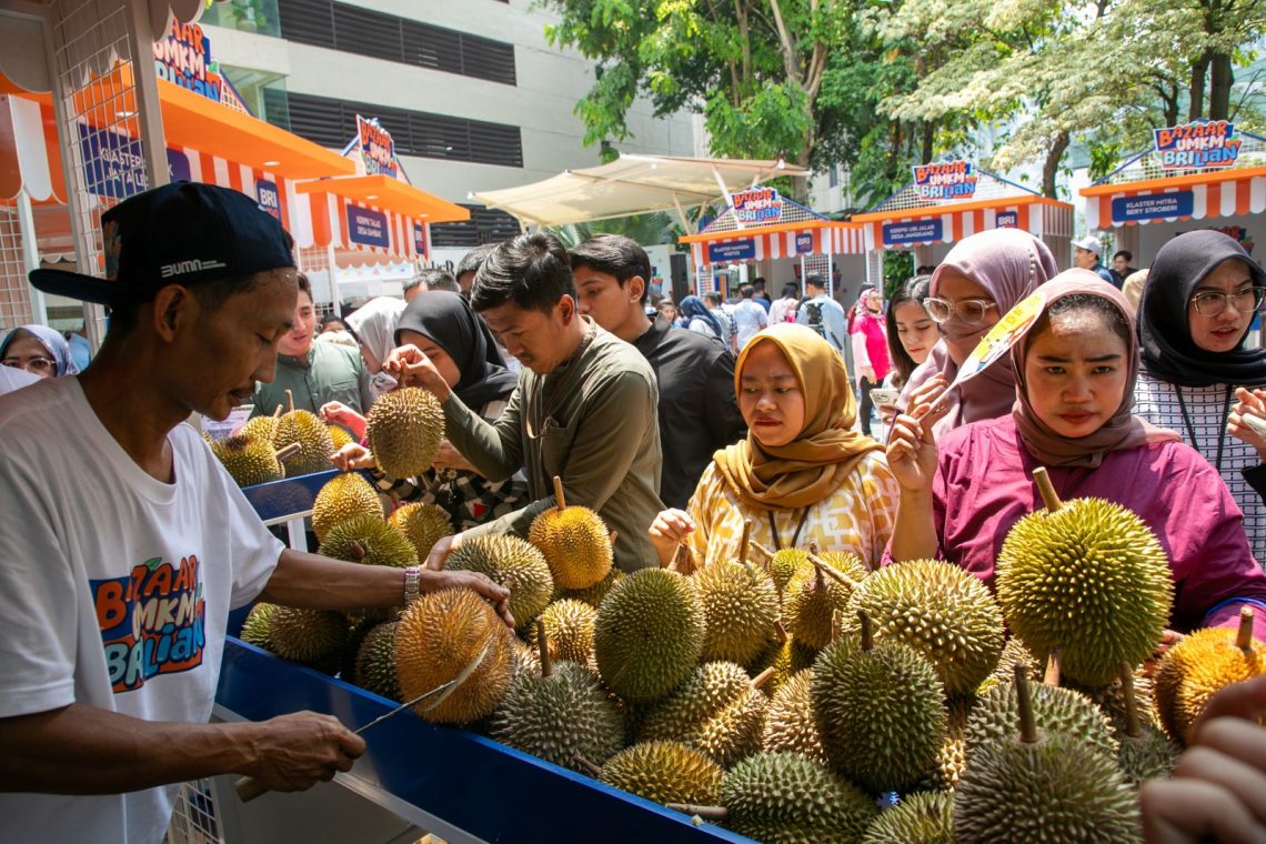 BRI Berdayakan Kelompok Petani Durian di Pekalongan