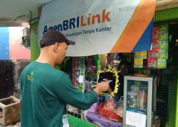AgenBRILink Dekatkan Layanan Perbankan di Tengah Kebun Kelapa Sawit