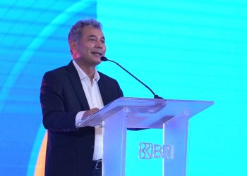 Direktur Utama BRI Sunarso Mendapatkan Penghargaan “Impact on Financial Industry Leadership”