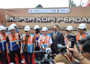 OJK Resmikan Ekspor Kopi Perdana Sumatera Selatan