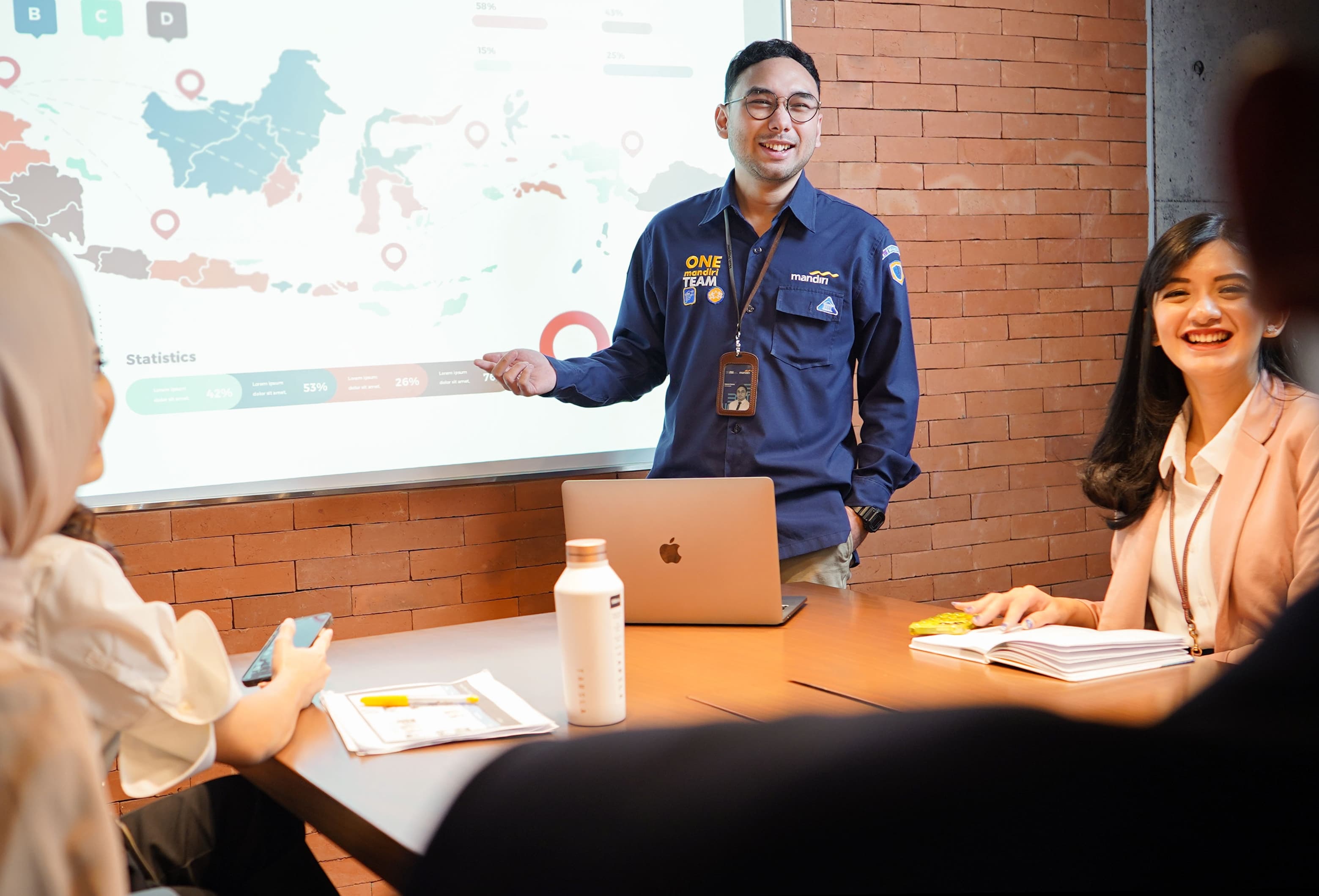 LinkedIn Top Companies 2025: Bank Mandiri Kembali Meraih Peringkat Pertama dalam Pengembangan Karir di Indonesia