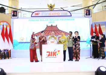 Inklusi Keuangan Menyentuh Ujung Negeri: Dari Ruang FinExpo hingga Pantai Yenburwo