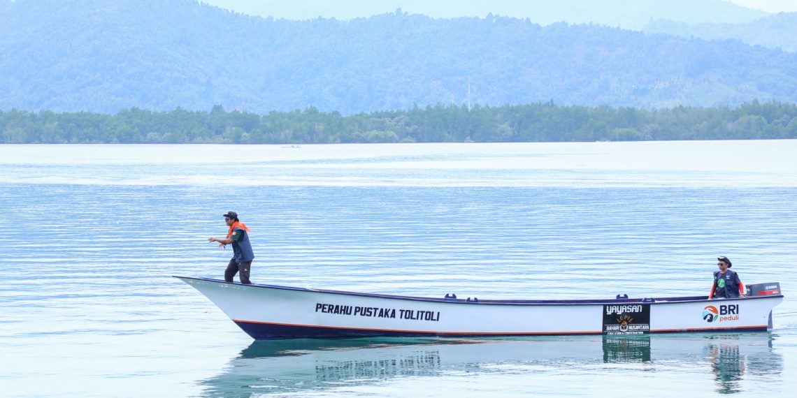 BRI Peduli Salurkan Perahu Literasi, Dorong Peningkatan Kualitas Pendidikan di Wilayah Pesisir Tolitoli