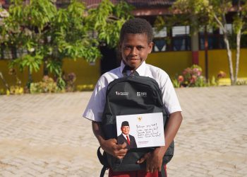 Satu Tahun Danantara, BRI Guyur 5.500 Paket Sekolah ke NTT Hingga Papua Barat Daya