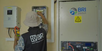 BRI Nyalakan Lilin Ekonomi Desa Lewat Infrastruktur PLTS Berbasis BESS