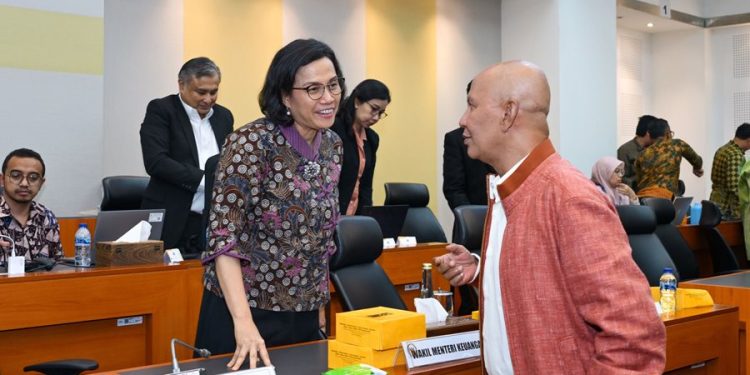 Menkeu Sampaikan KEM PPKF RAPBN TA 2025 dan RKP 2025