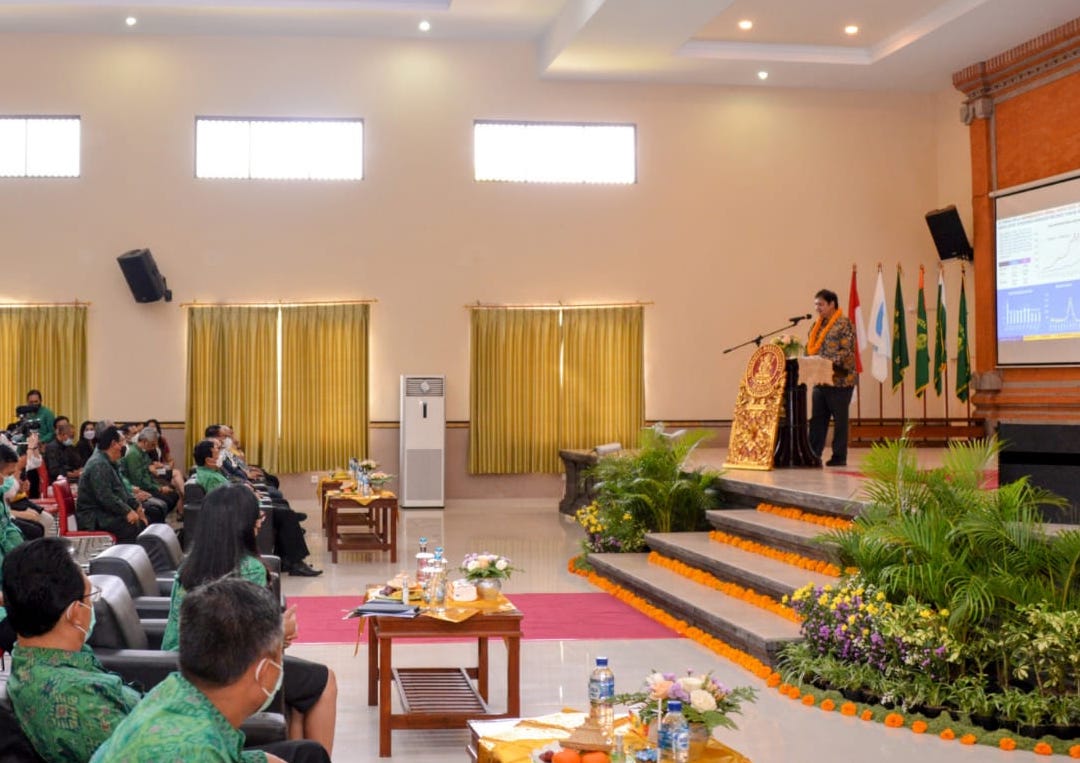 Airlangga: PT Punya Peran Tingkatkan Kemampuan Digital dan Jiwa Wirausaha Generasi Muda
