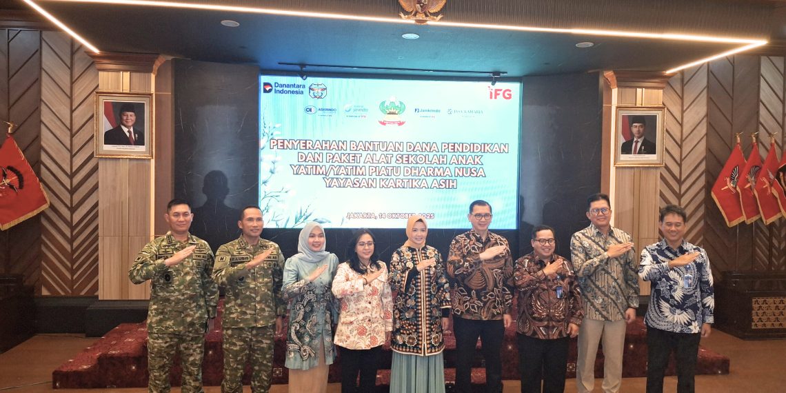 Askrindo Salurkan Bantuan Pendidikan untuk Anak Prajurit TNI AD, Dukung Generasi Emas 2045