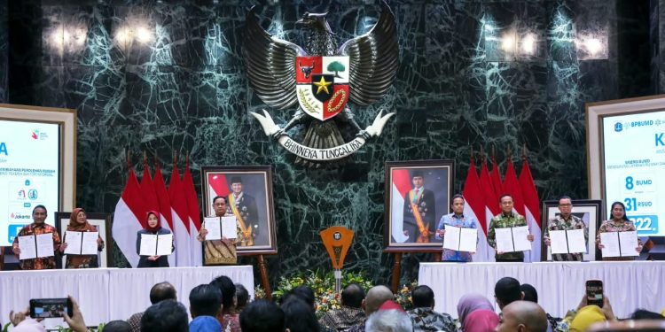 Dukung Transformasi Kota Global, Bank Jakarta Biayai Elektrifikasi Transjakarta dan Pedestrian Deck MRT Dukuh Atas