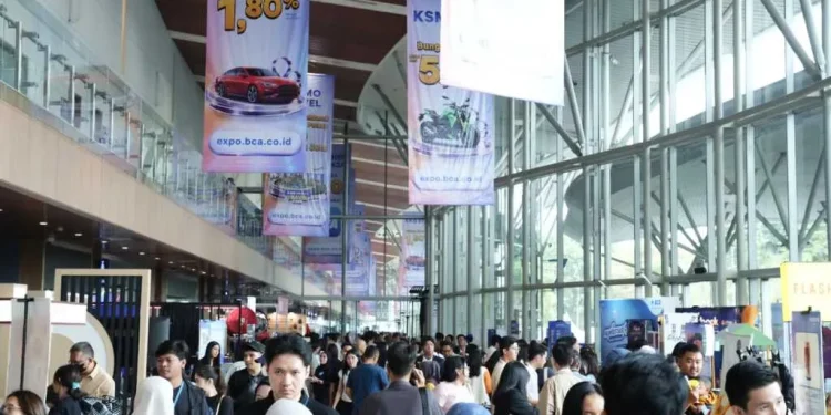 Raup Transaksi KKB Rp1,7 Triliun, BCA Perpanjang Pameran Expo 2026 via Daring