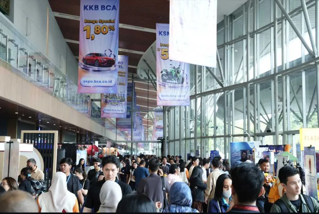 Raup Transaksi KKB Rp1,7 Triliun, BCA Perpanjang Pameran Expo 2026 via Daring