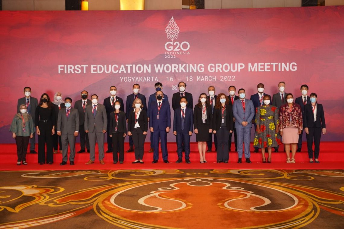 Pertunjukan Roro Jonggrang Menutup Pertemuan G20 EdWG 2022