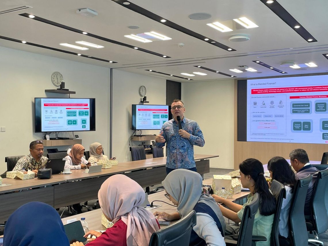 Dorong Transisi Energi, MUFG dan Danamon Gelar Net Zero School