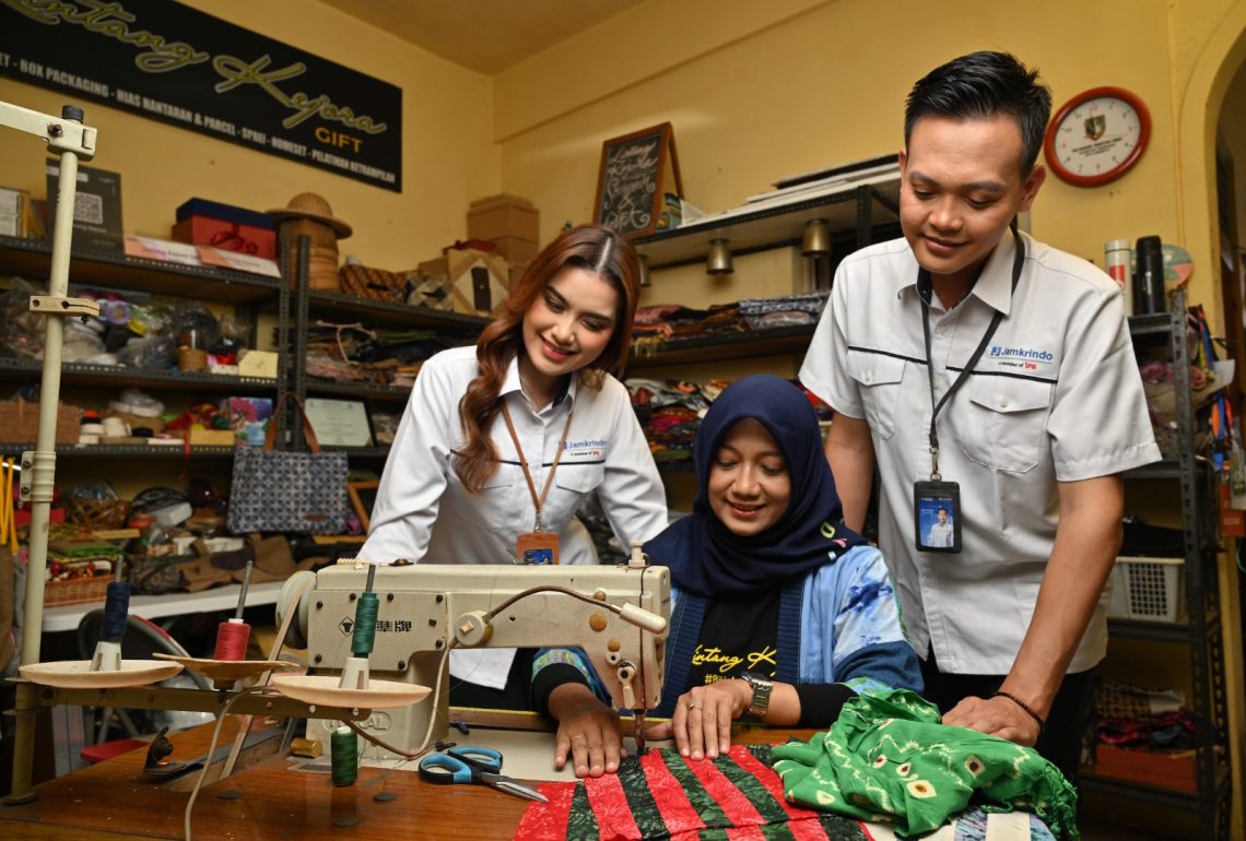 Jamin Pembiayaan Rp157,3 Triliun untuk 2,28 Juta UMKM, Kinerja Jamkrindo Melesat di Semester I/2026