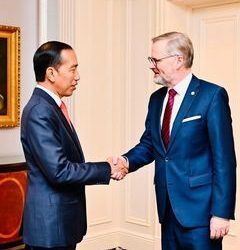 Presiden Jokowi Dorong Kerja Sama Bilateral dengan PM Ceko