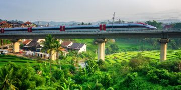 Ada Proyek SUTT di Jalur Padalarang-Tegalluar, Jadwal Whoosh Disesuaikan Mulai 18 Februari