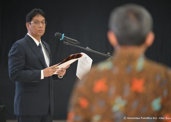 Lantik Empat Pejabat DJP, Menkeu Purbaya: Jaga Amanah atau Minggir!