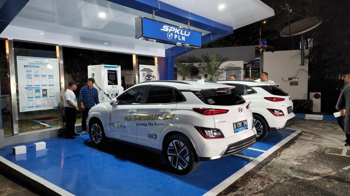 Enam Jurus PLN Dorong Ekosistem Kendaraan Listrik