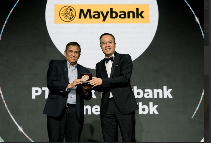 Tiga Pilar Sukses Maybank Indonesia di Human Capital Awards