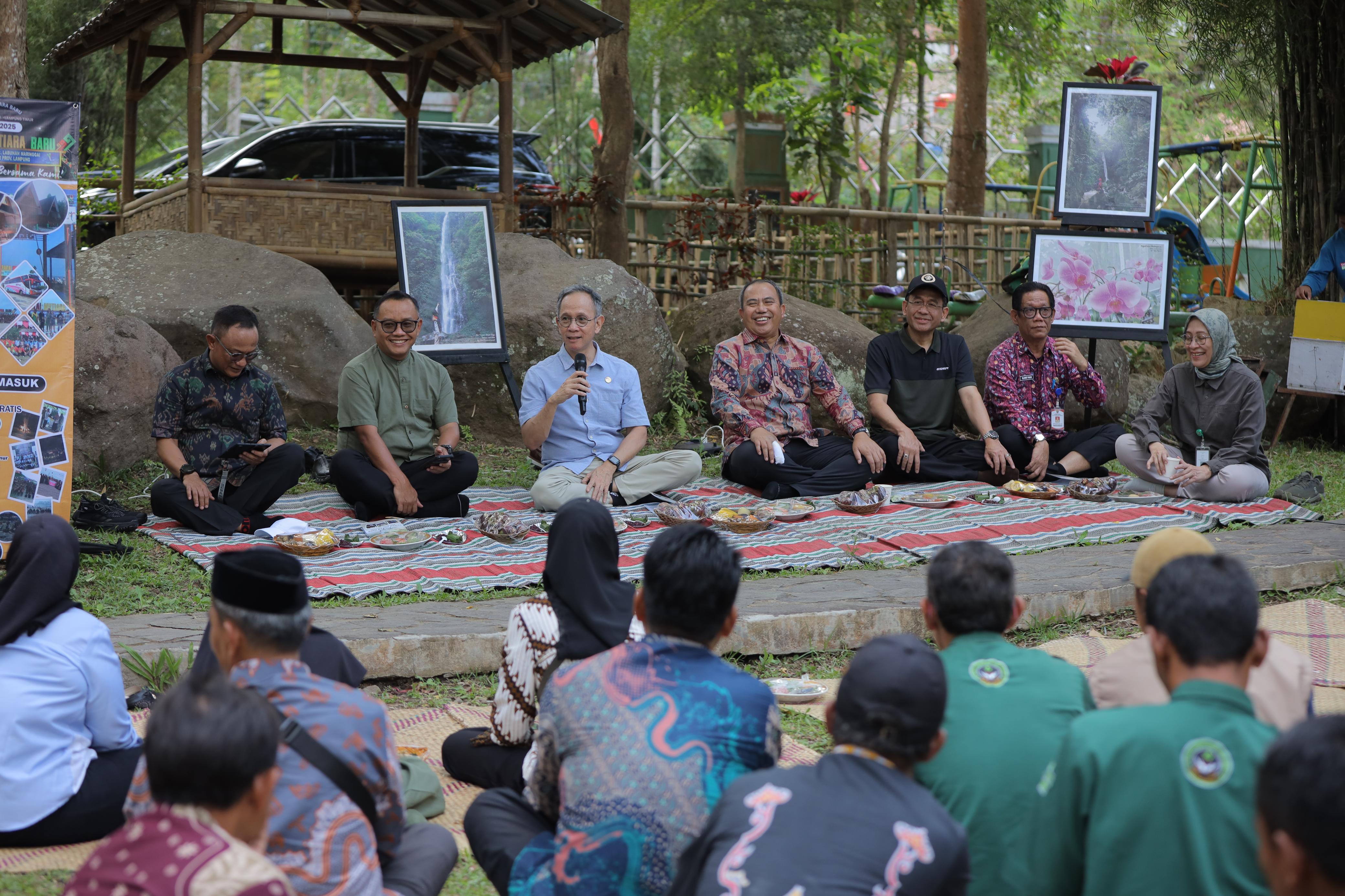 OJK Gandeng Kemenhut Perkuat Sinergi Keuangan Hijau dan Perhutanan Sosial