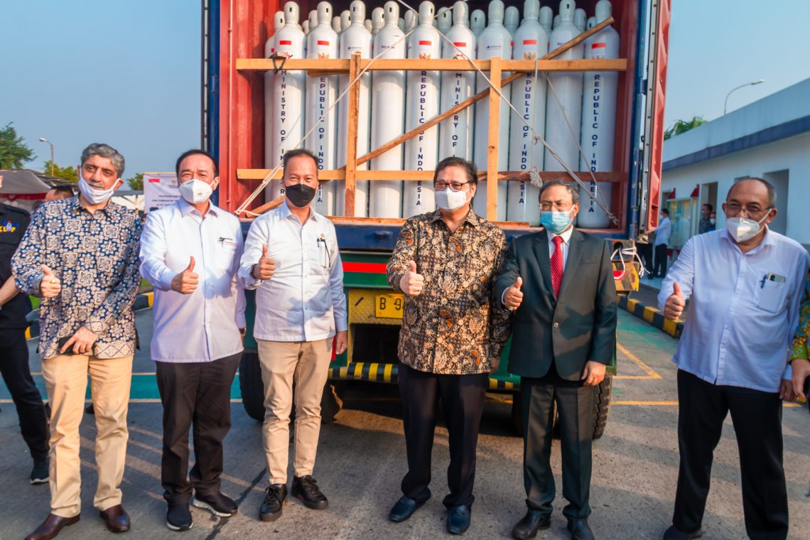 Kemenperin Gandeng Asosiasi Industri Kirim 3.500 Tabung Oksigen ke India