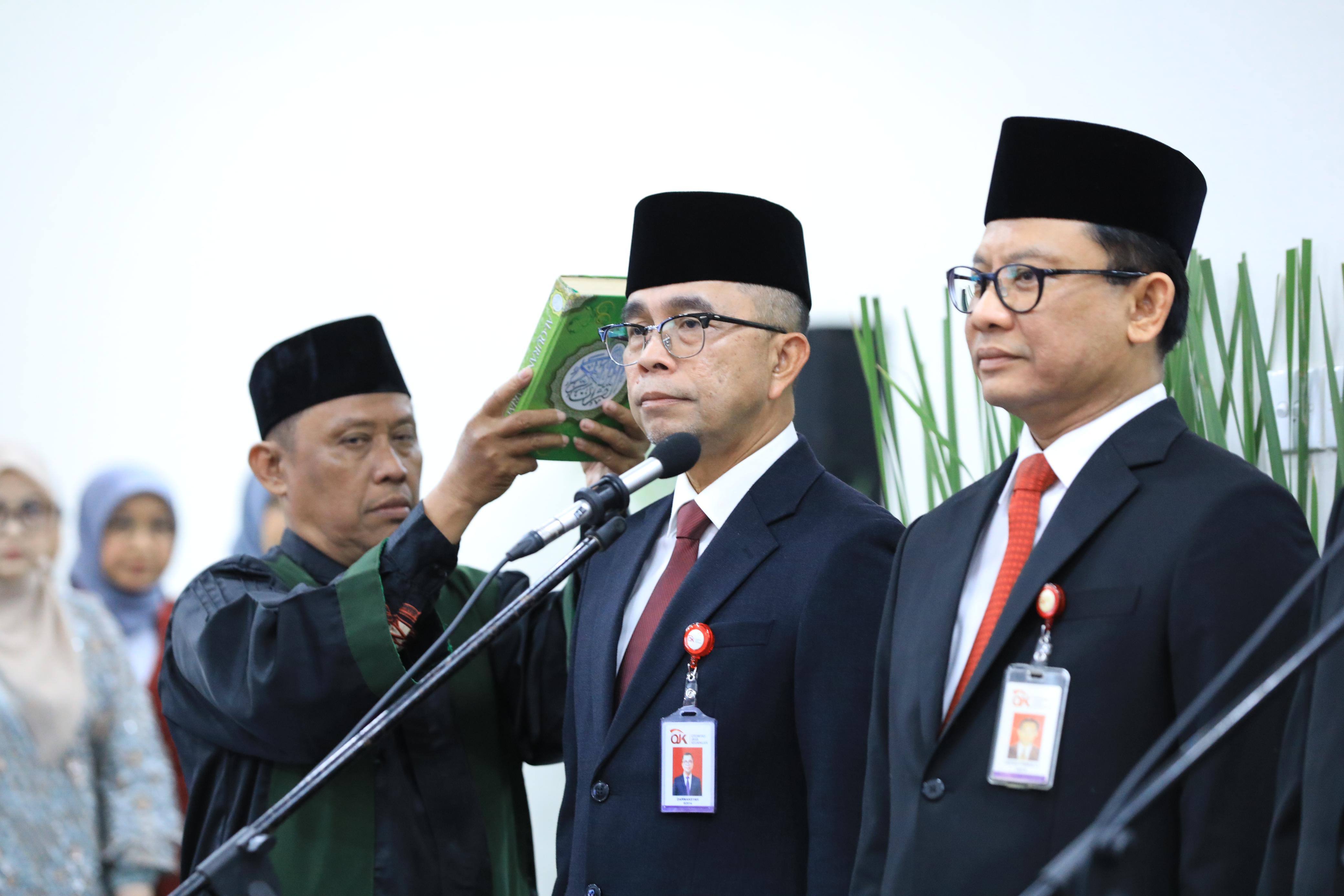 OJK Perkuat Struktur, Lantik Pejabat Baru Setingkat Deputi Komisioner