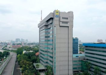 Pangkas Emisi 0,3 Juta Ton, PLN Sulap Kantor Jadi Produsen Energi Bersih