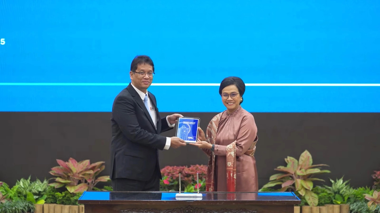 Konsolidasi Fiskal Tanpa Pajak Baru: Strategi Menkeu Purbaya di Tengah Laju Utang