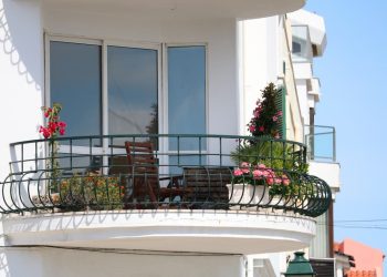 Tips Konstruksi Semen Merah Putih: Mengenal Prinsip Kerja Struktur Kantilever & Penerapannya